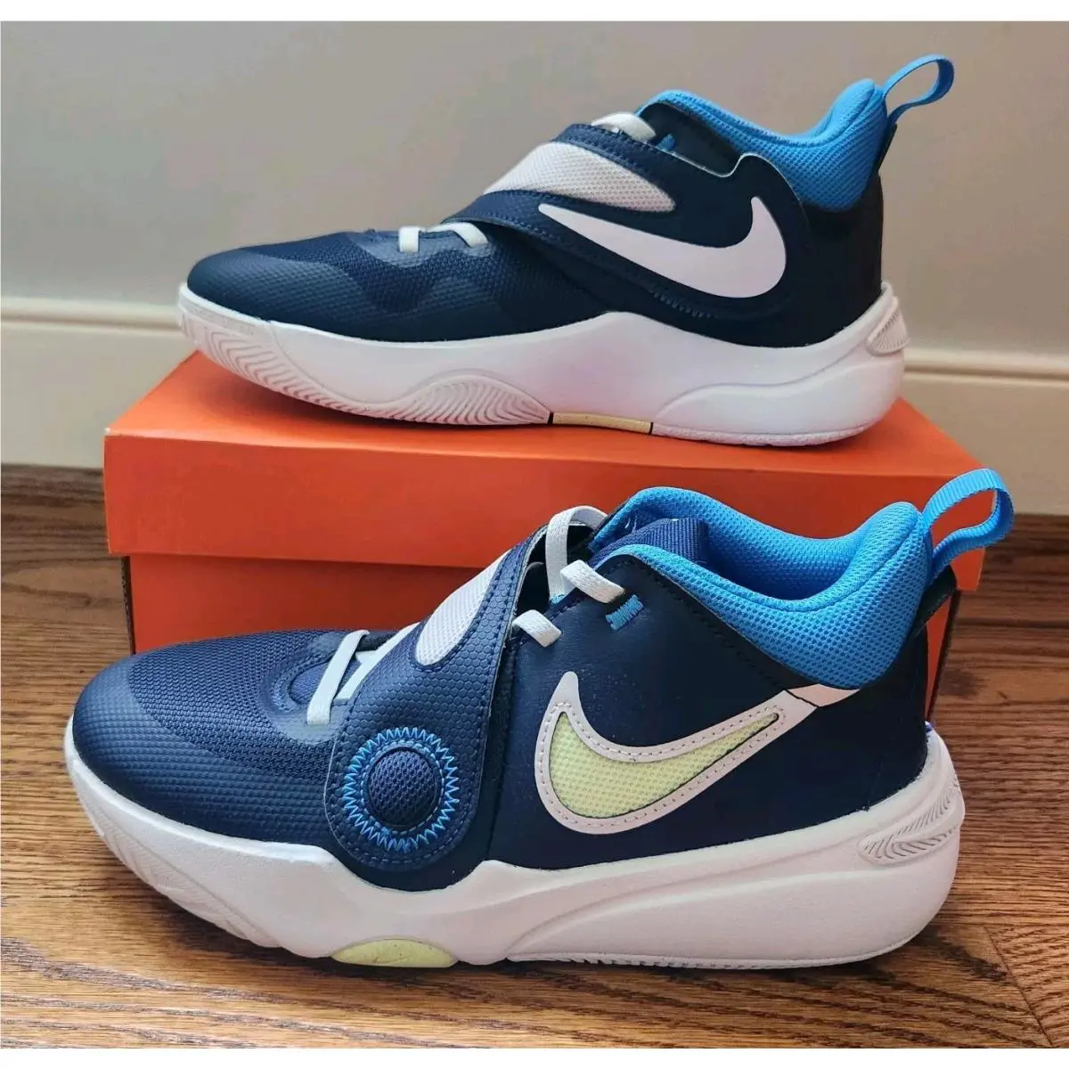 Nike shoes - Nike Team Hustle D11 - Team Hustle - Blue 0