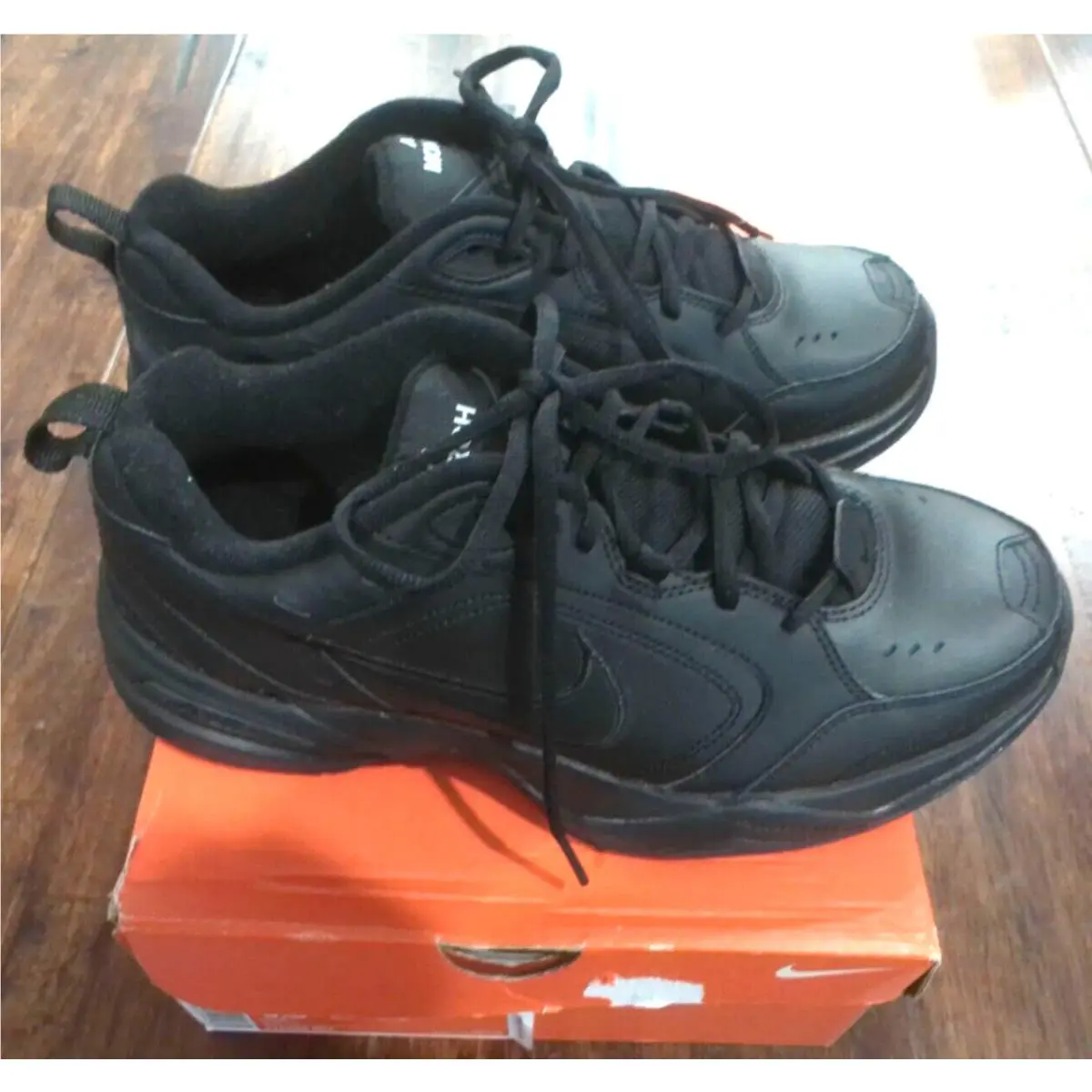 Nike shoes - Nike Air Monarch - Air Monarch - Black 1