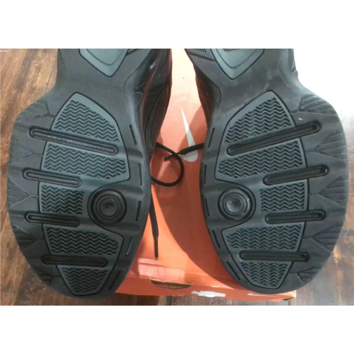 Nike shoes - Nike Air Monarch - Air Monarch - Black 5