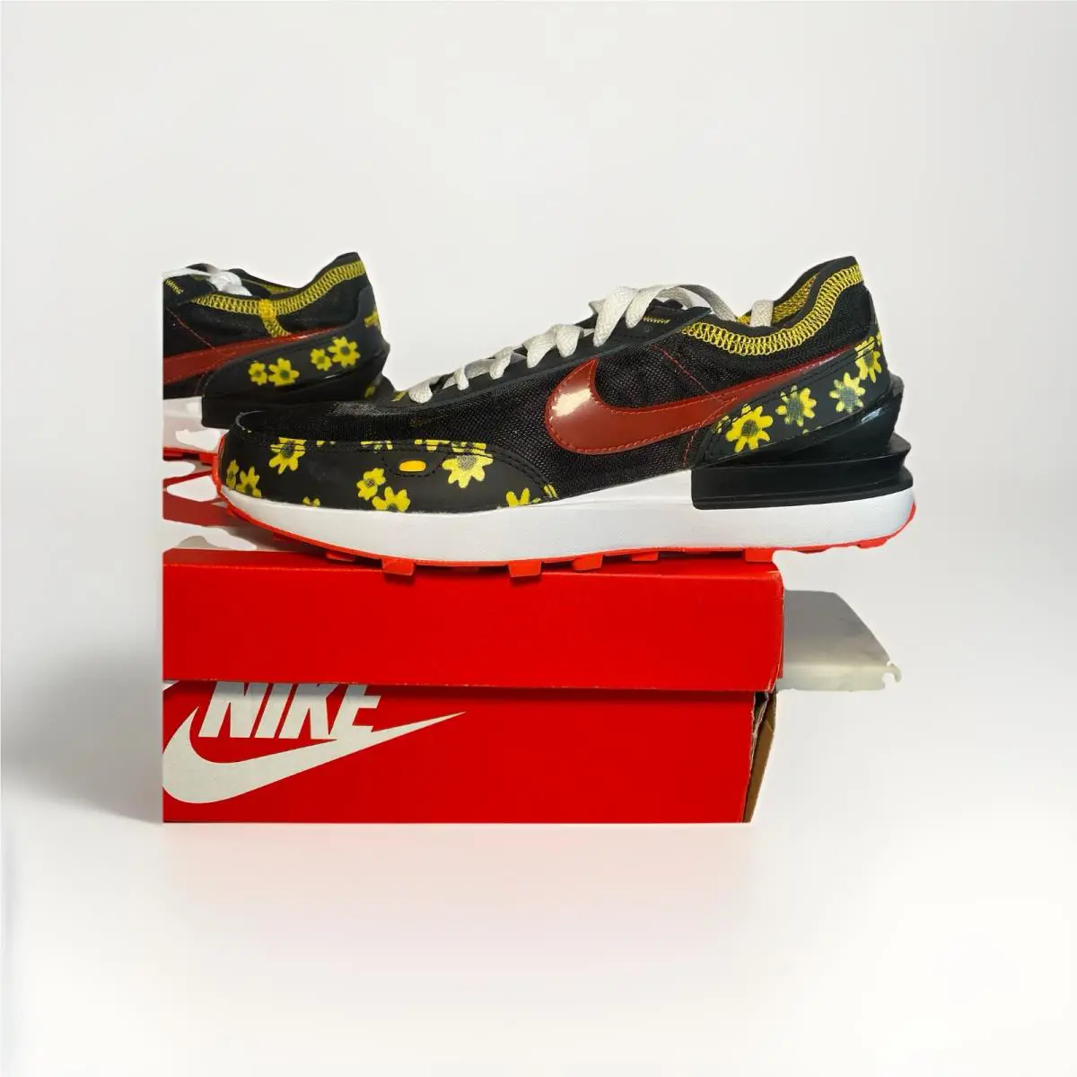 Nike shoes - Nike Waffle One - Waffle One - DQ7637-001 - Yellow 0