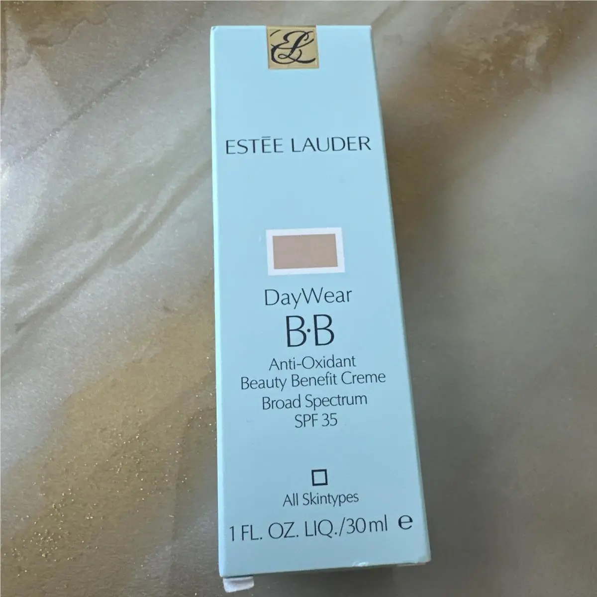 Estee Lauder Daywear BB Anti-oxidant Beauty Benefit Creme Spf 35 01 Light