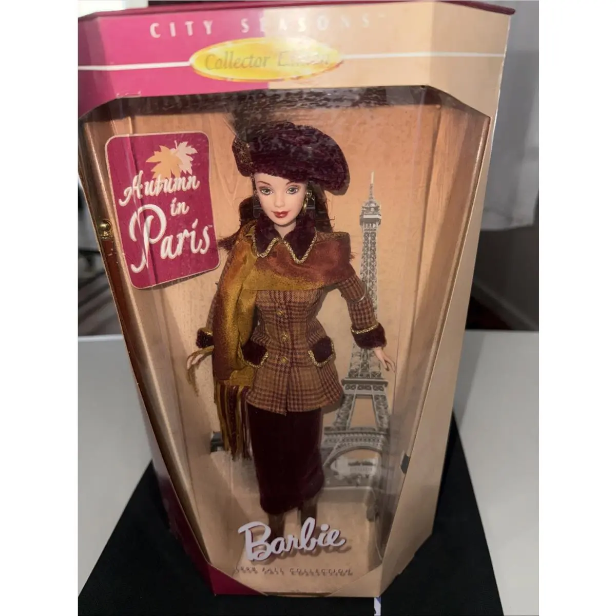 Autumn In Paris Barbie Doll Collector Edition City Seasons 19367 Mattel Nrfb