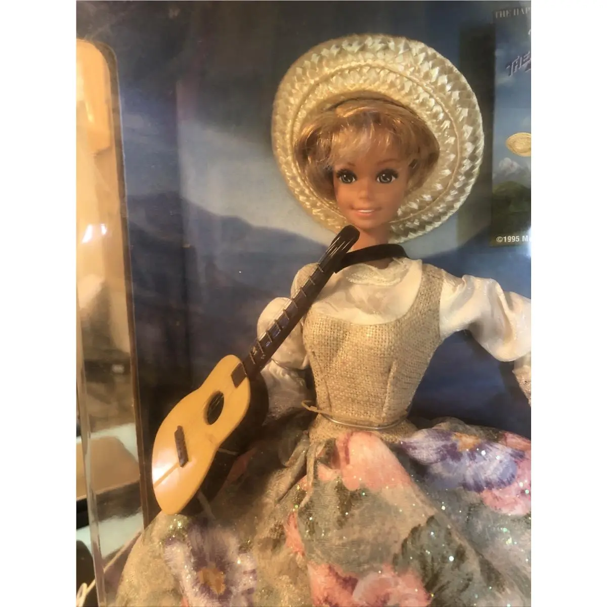 Vntg Doll Barbie – Hollywood Legends™ Collection Maria in The Sound of Music