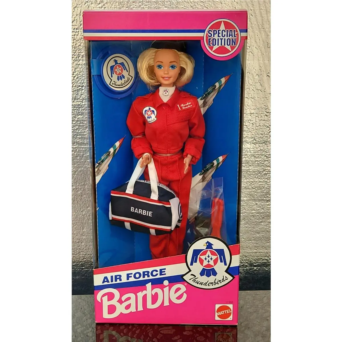 Vintage 1993 Air Force Thunderbirds Barbie Doll 11552 Mattel Box