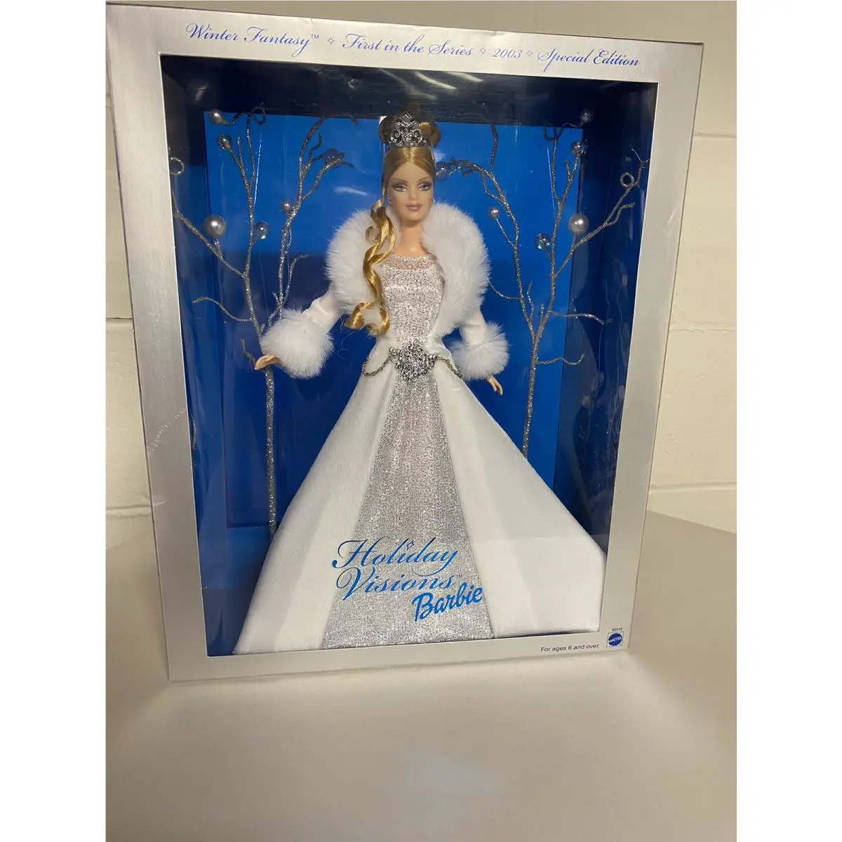 Mattel 2003 Holiday Visions Barbie-winter Fantasy -1st in Series