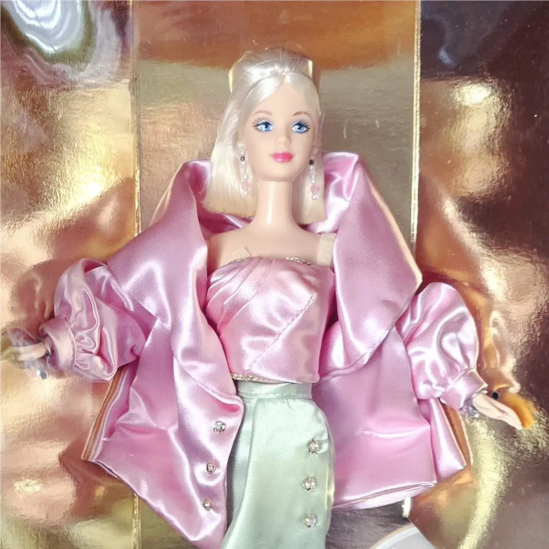 Vintage 1997 Evening Sophisticate Mattel Classique Collection Barbie Doll 19361