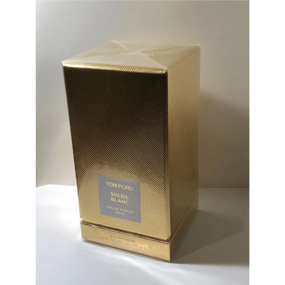 Tom Ford Soleil Blanc Edp Splash 8.5 Oz / 250 ML Box