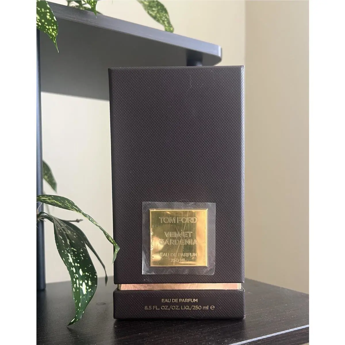 Tom Ford Perfume For Men Velvet Gardenia Eau de Parfum 8.5 oz 250 ml