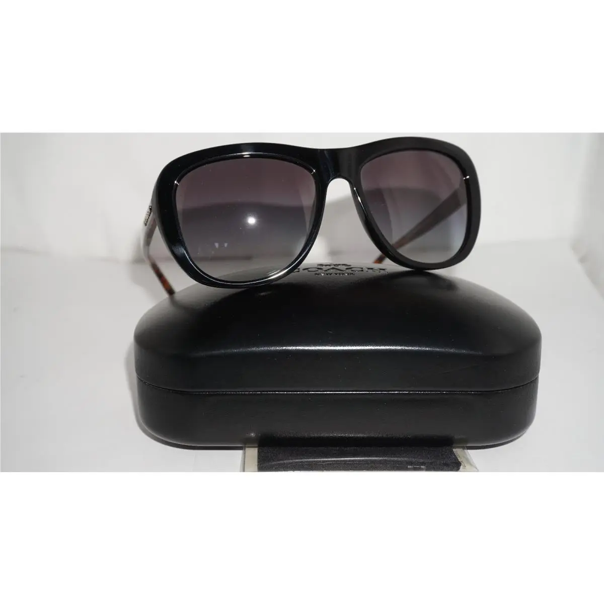 Coach Sunglasses Black Tortoise Gray Gradient HC8202 544211 57 140