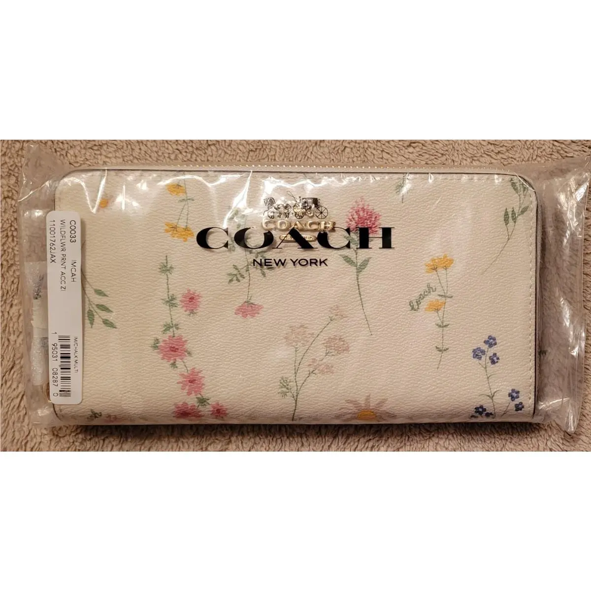 Coach Accordion Zip Wallet with Spaced Wildflower Print Im/chalk Multi C0033
