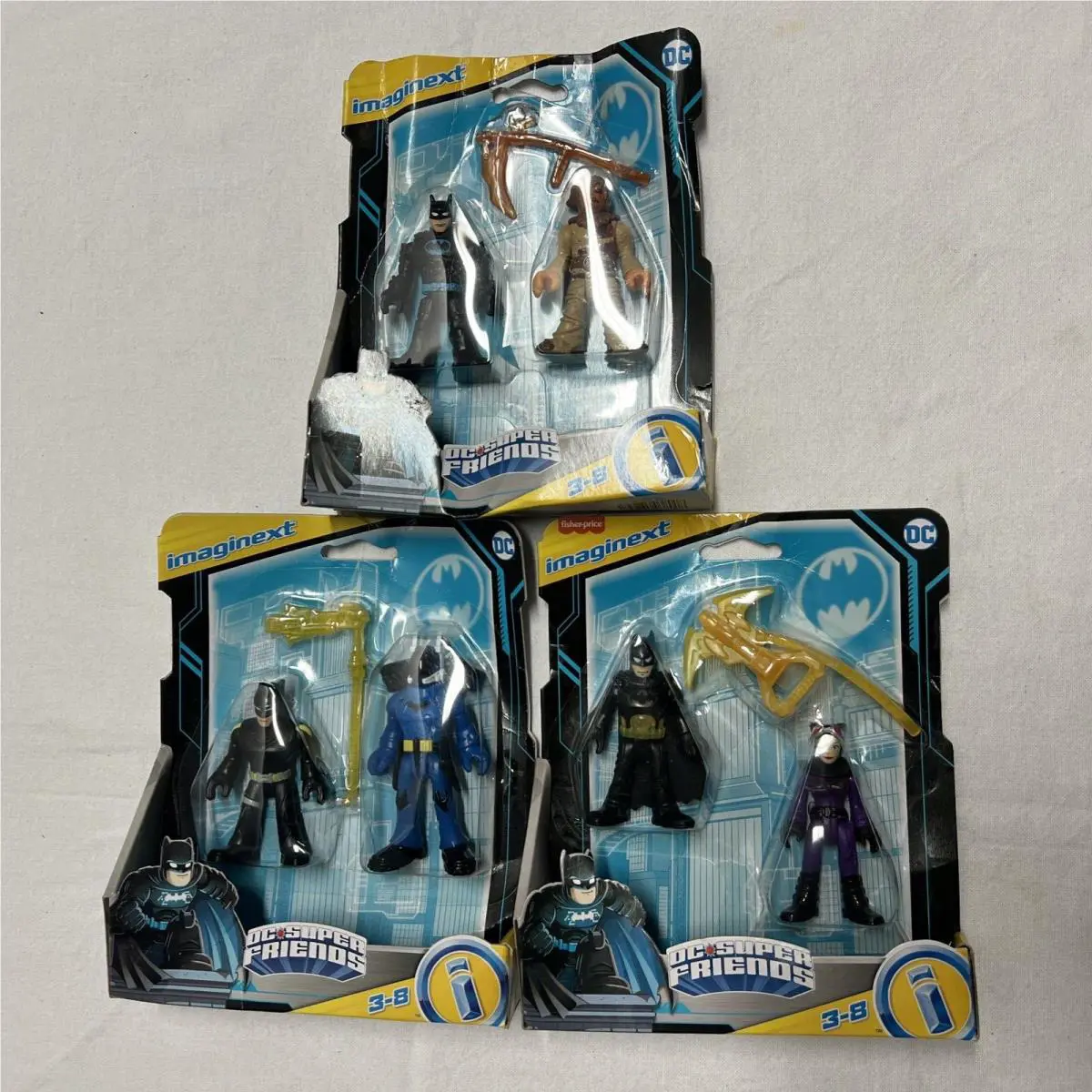 Includes Imaginext DC Super Friends Batman Scarecrow Figure Set Distress Box