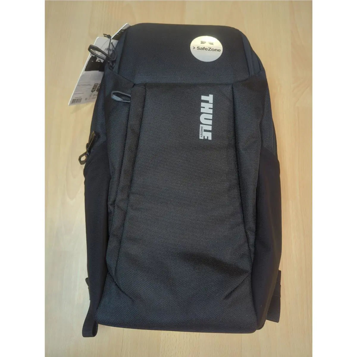 Black  Accent Backback 20L by Thule