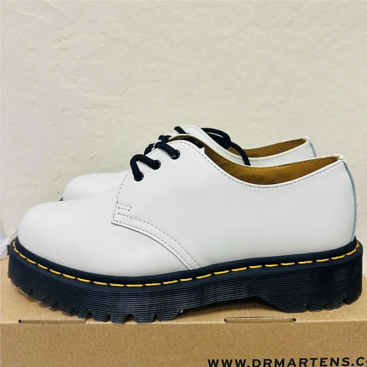 Dr. Martens shoes - White 0