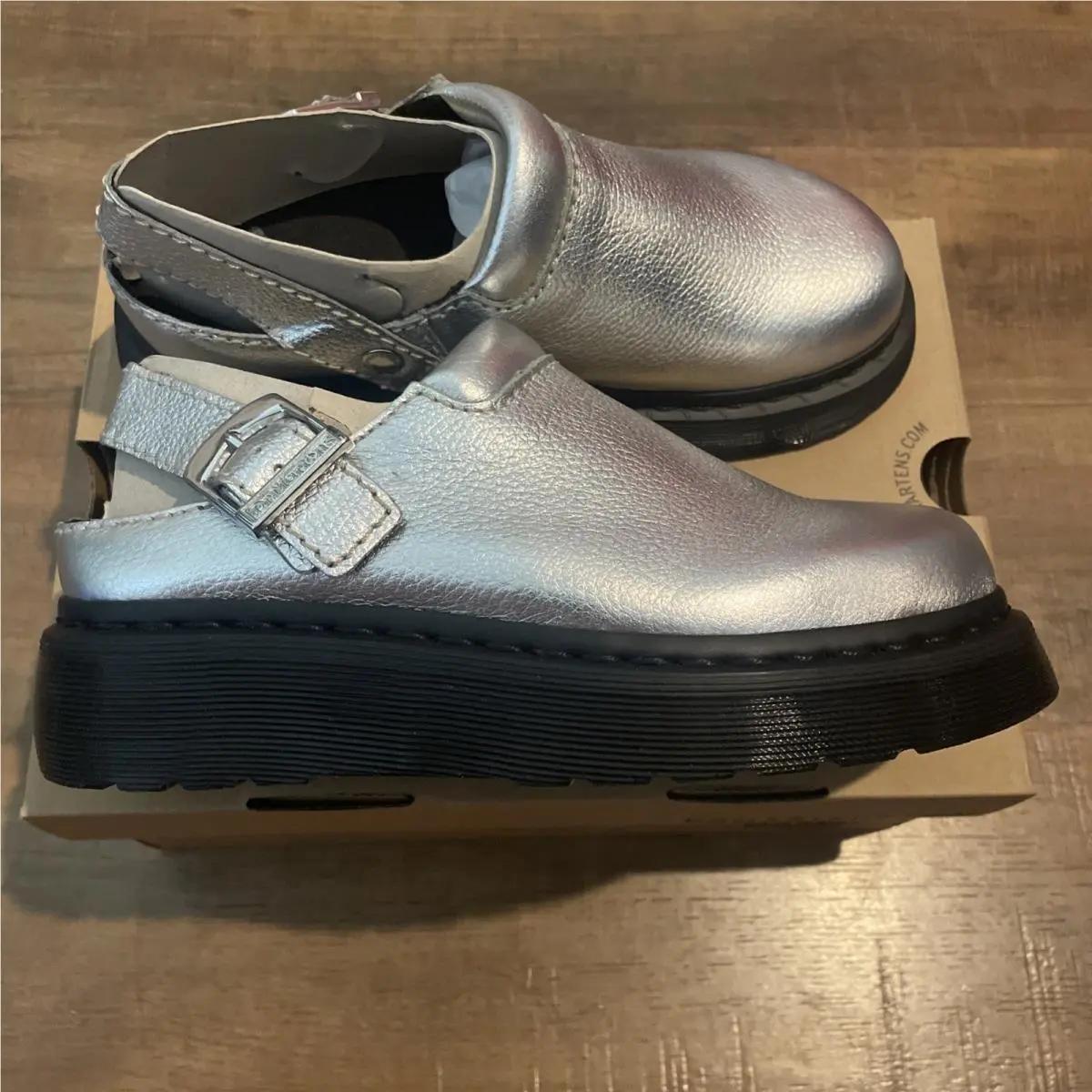 Dr Martens Laketen Women Size 7 Silver Metallic Leather Slingback Clog Mules