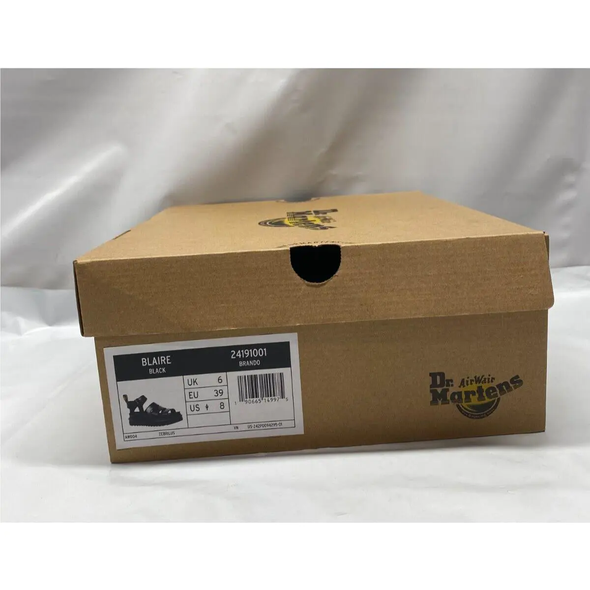 Dr. Martens shoes - Black (UPC: 190665149975) 0