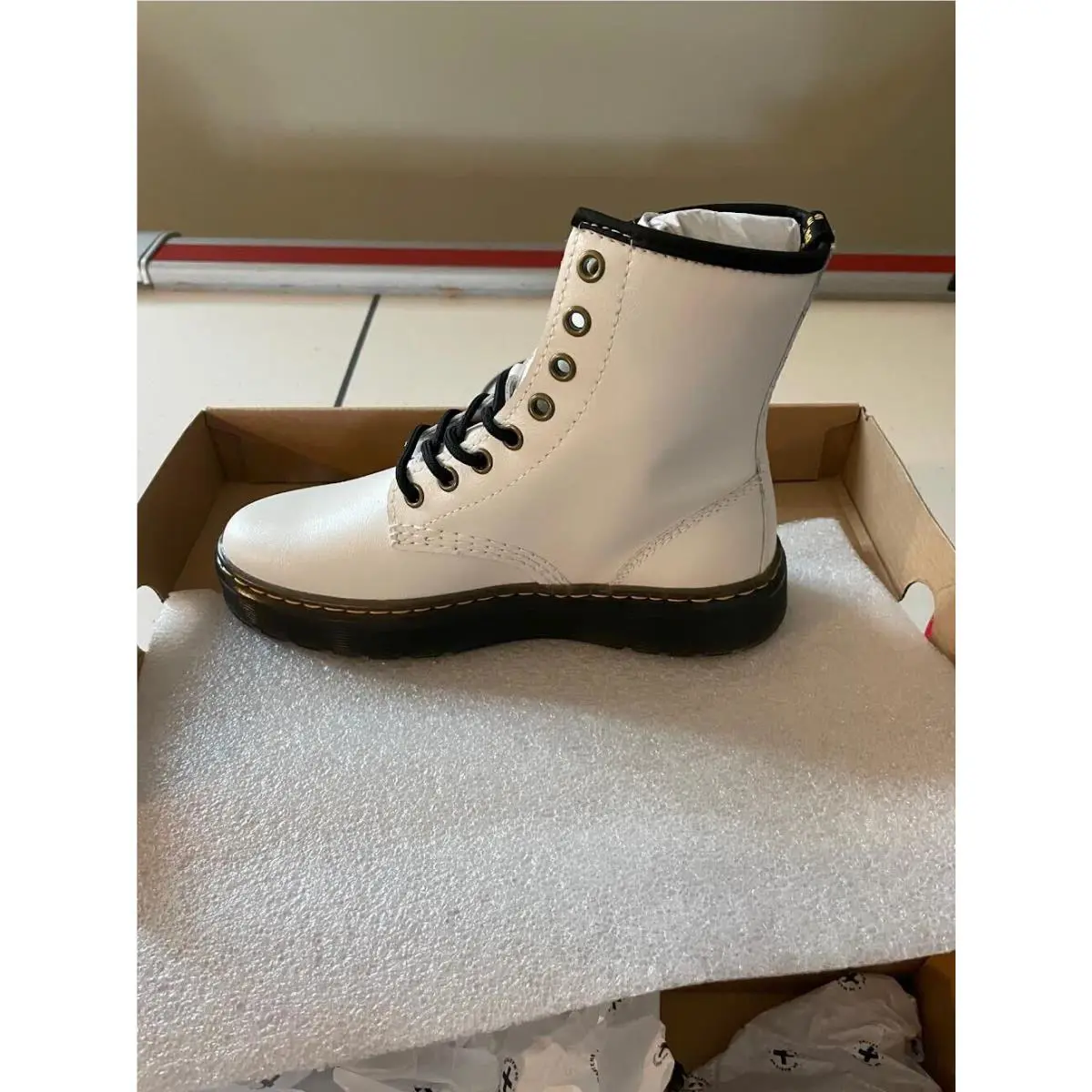 Dr. Martens shoes - Doc Martens Zavala - Doc Martens Zavala - White 3