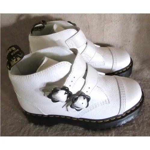 Dr. Martens shoes - Dr Martens Devon Flower - Devon Flower - White (UPC: 190665510836) 1