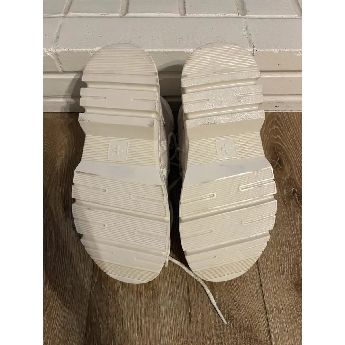 Dr. Martens shoes - Dr. Martens LA004-KV05Y - Martens - KV04Y - Bone White 5
