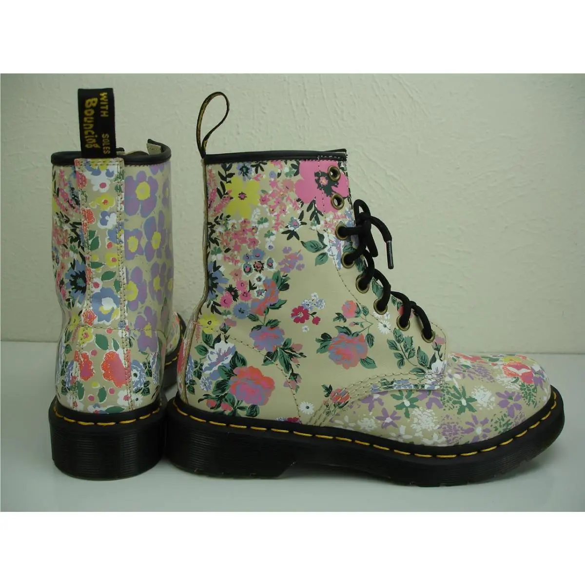 Dr. Martens shoes - Dr. Martens 1460 - Martens - Beige, Manufacturer: Beige 11