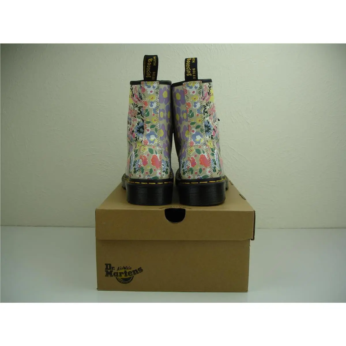 Dr. Martens shoes - Dr. Martens 1460 - Martens - Beige, Manufacturer: Beige 0