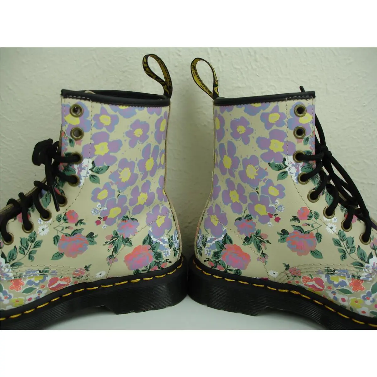 Dr. Martens shoes - Dr. Martens 1460 - Martens - Beige, Manufacturer: Beige 4