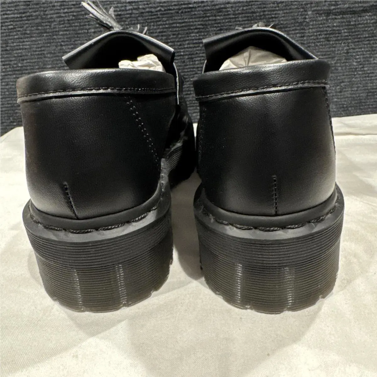 Dr. Martens shoes - Doc Marten V Adrian Quad Mono - Black 4