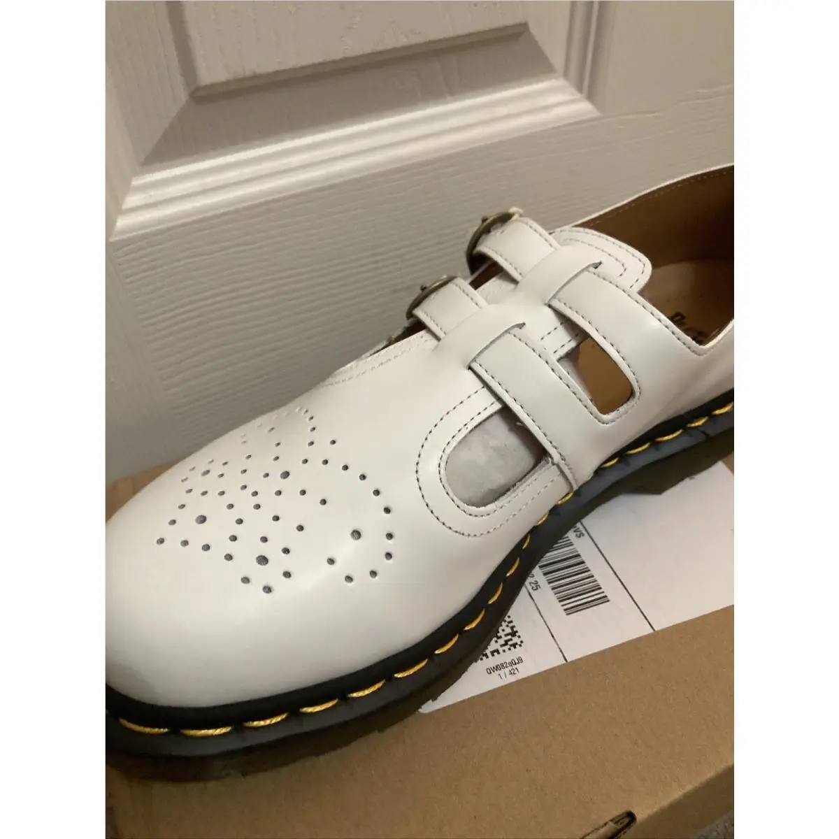 Dr. Martens shoes - Dr. Martens 8065 MARY JANE - White 1