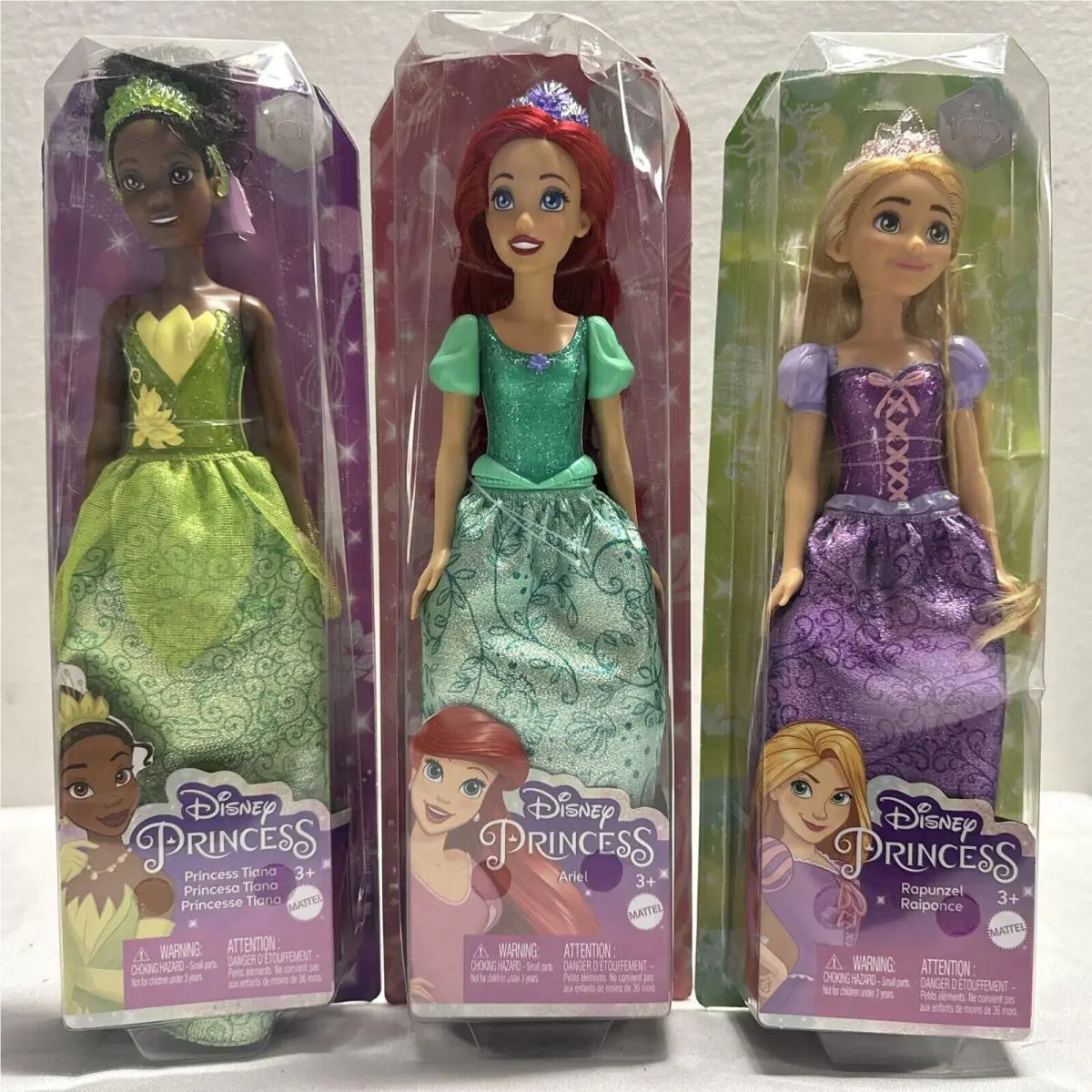Includes Mattel - Disney Princess Barbie Doll - Princess Tiana Distress Box