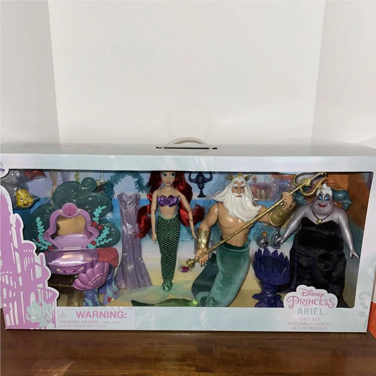 Disney Princess The Little Mermaid Ariel Deluxe Doll Gift Set