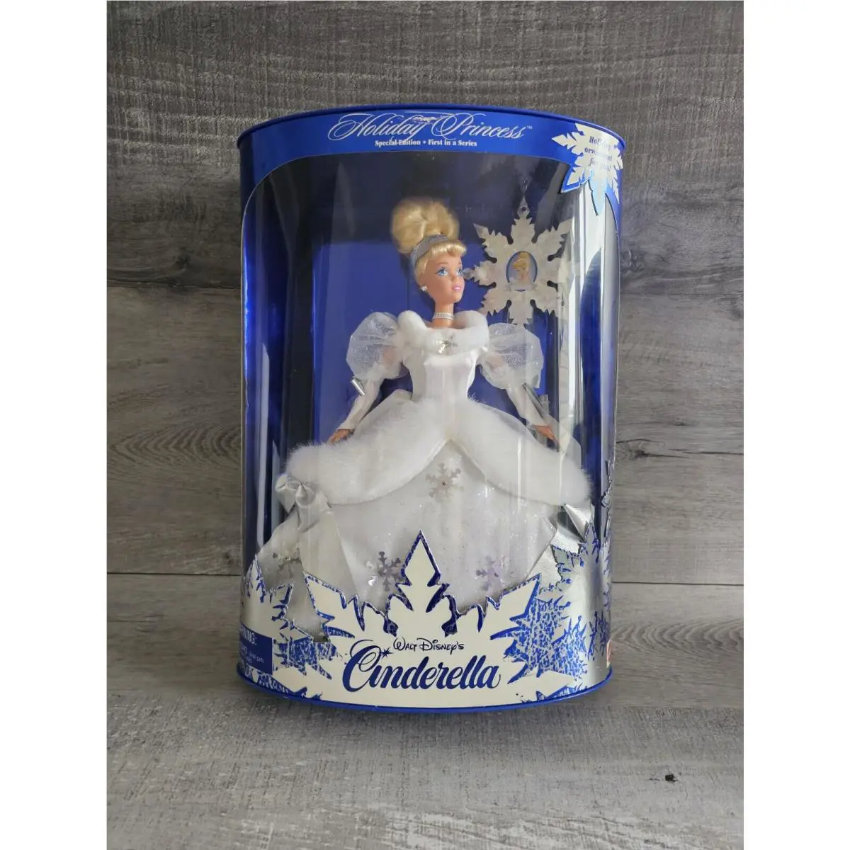 Holiday Princess Cinderella Barbie Special Edition 1996 Nrfb Mattel 16090