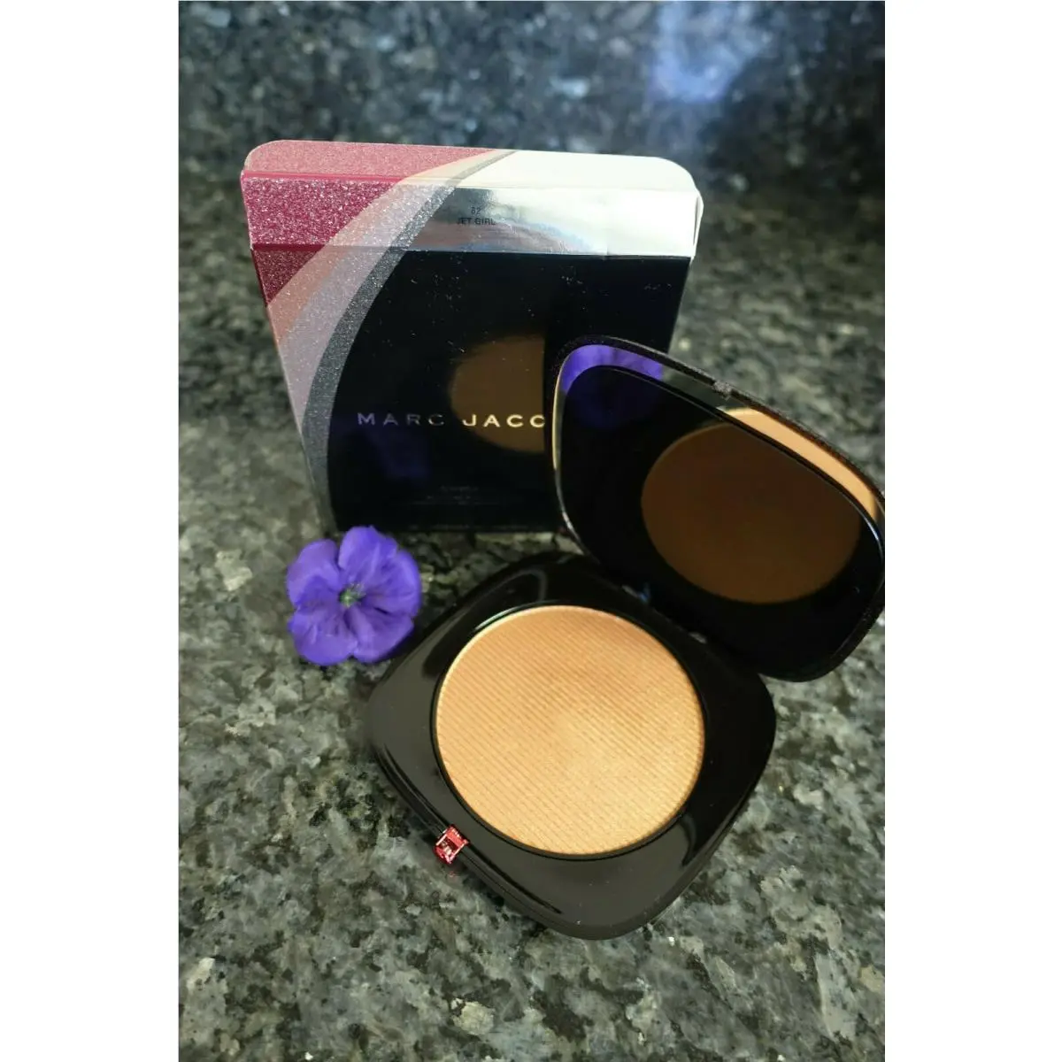 O Mega Glaze All Over Foil Luminizer Full Size 0.35oz Select Yours Jet girl 82 by Marc Jacobs