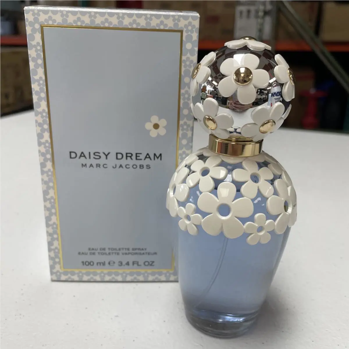 Marc Jacobs Daisy Dream Eau de Toilette 3.4 Fl Oz Eau de Toilette