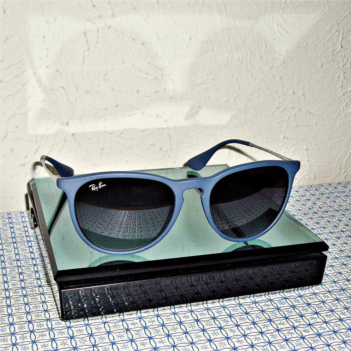 【new】ray-ban RB4171 6002/8G Women`s Erika Blue Frame / Gray Gradient Sunglasses
