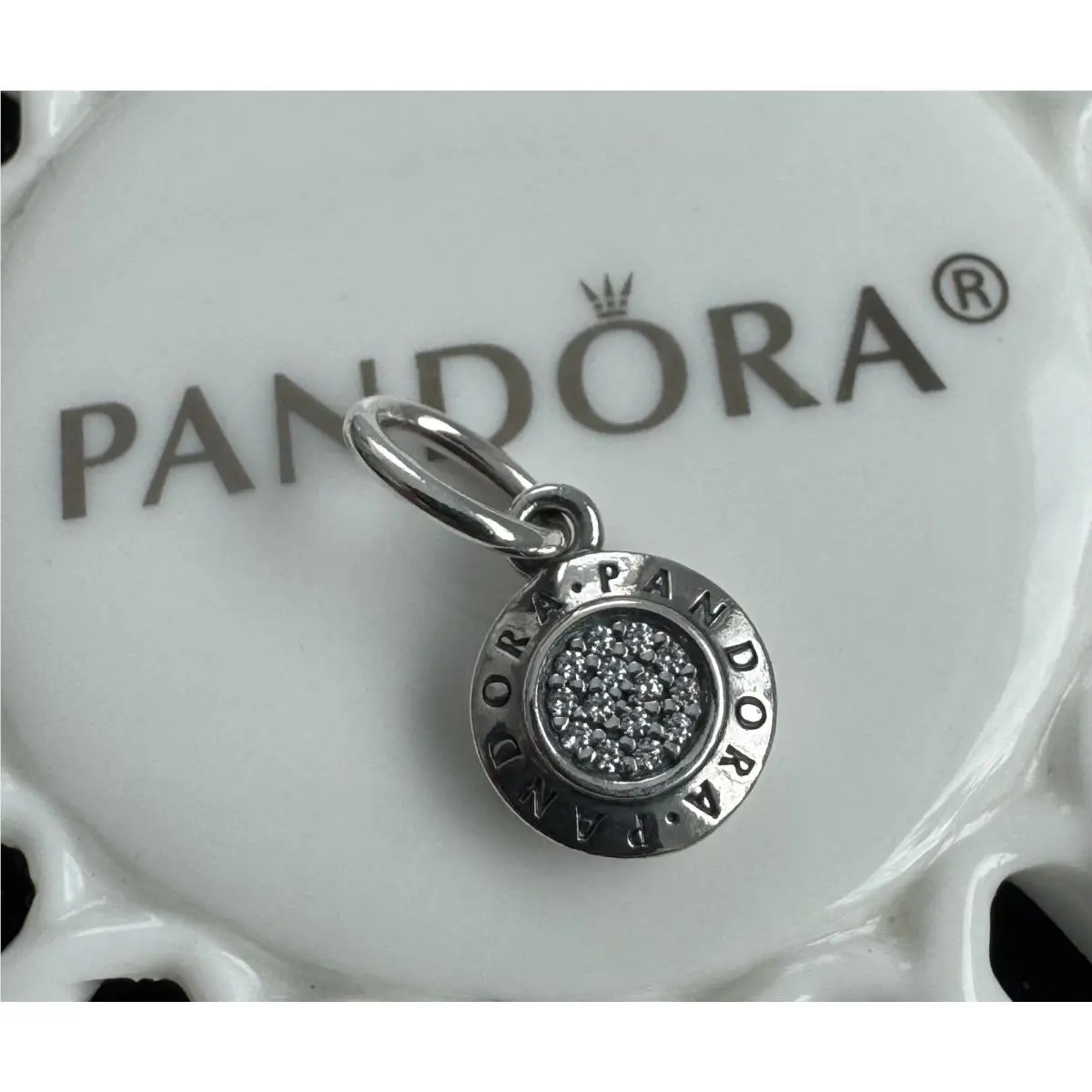Pandora Signature Pendant 390359CZ