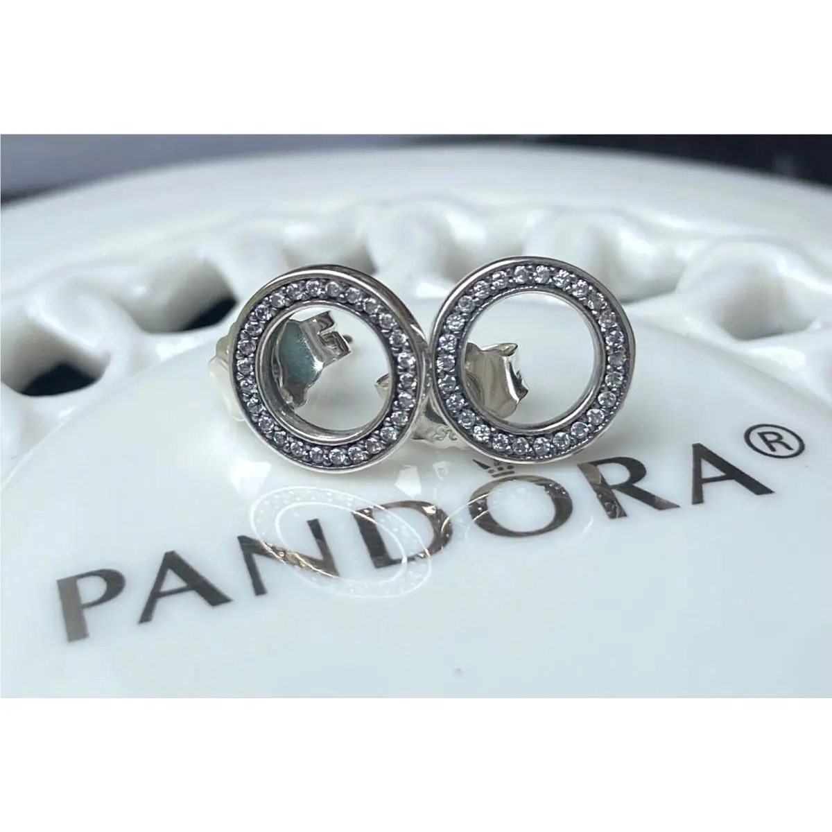 Pandora Sparkling Circle Stud Earrings 290585CZ