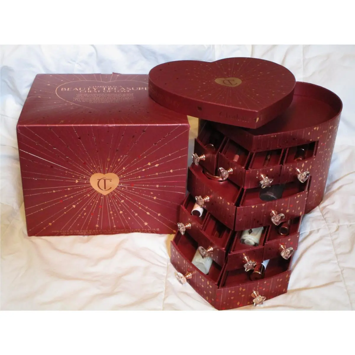 Charlotte Tilbury Charlotte`s Beauty Treasure Chest OF Love