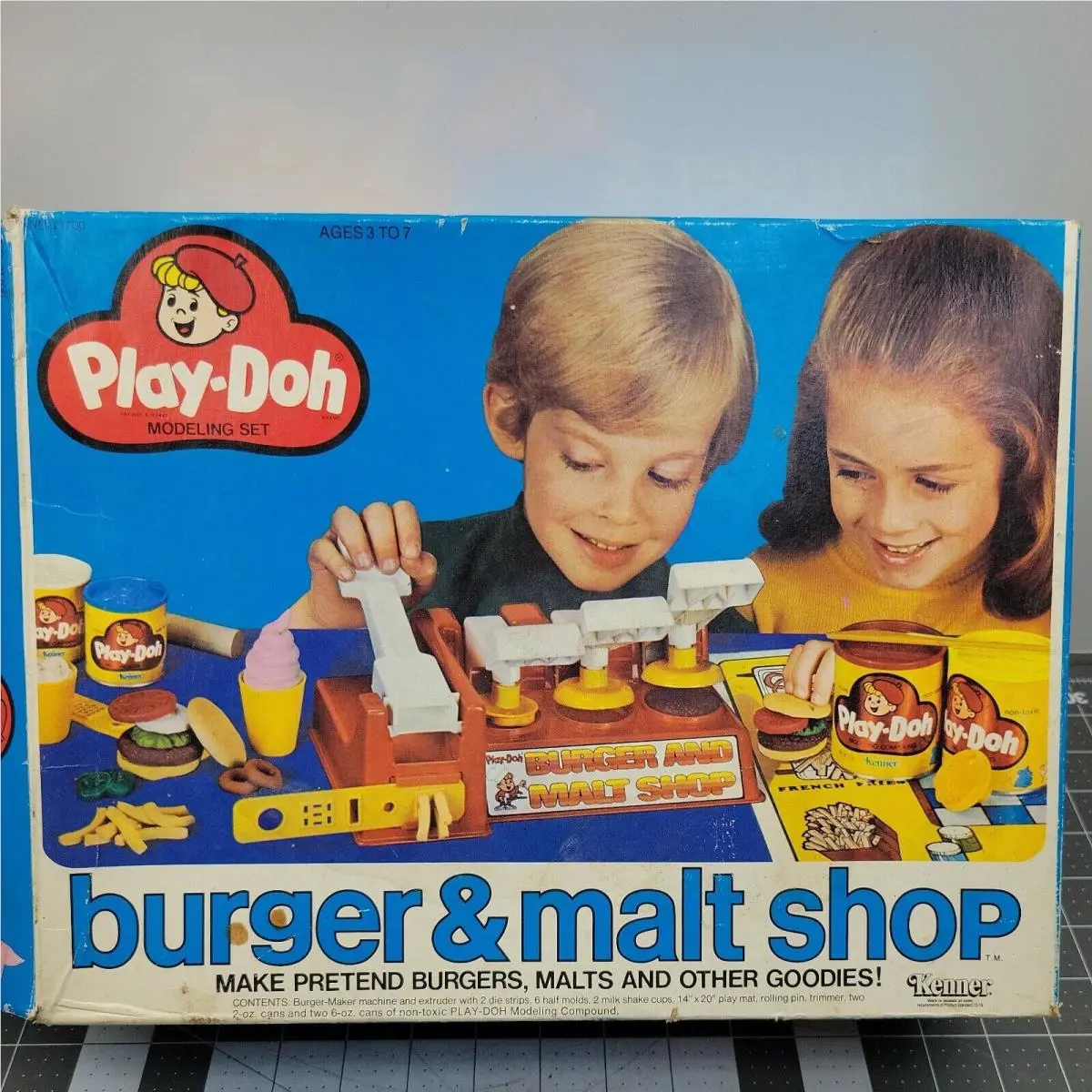 Kenner 1979 Play Doh Burger Malt Shop 21700 General Mills Fun Group Box