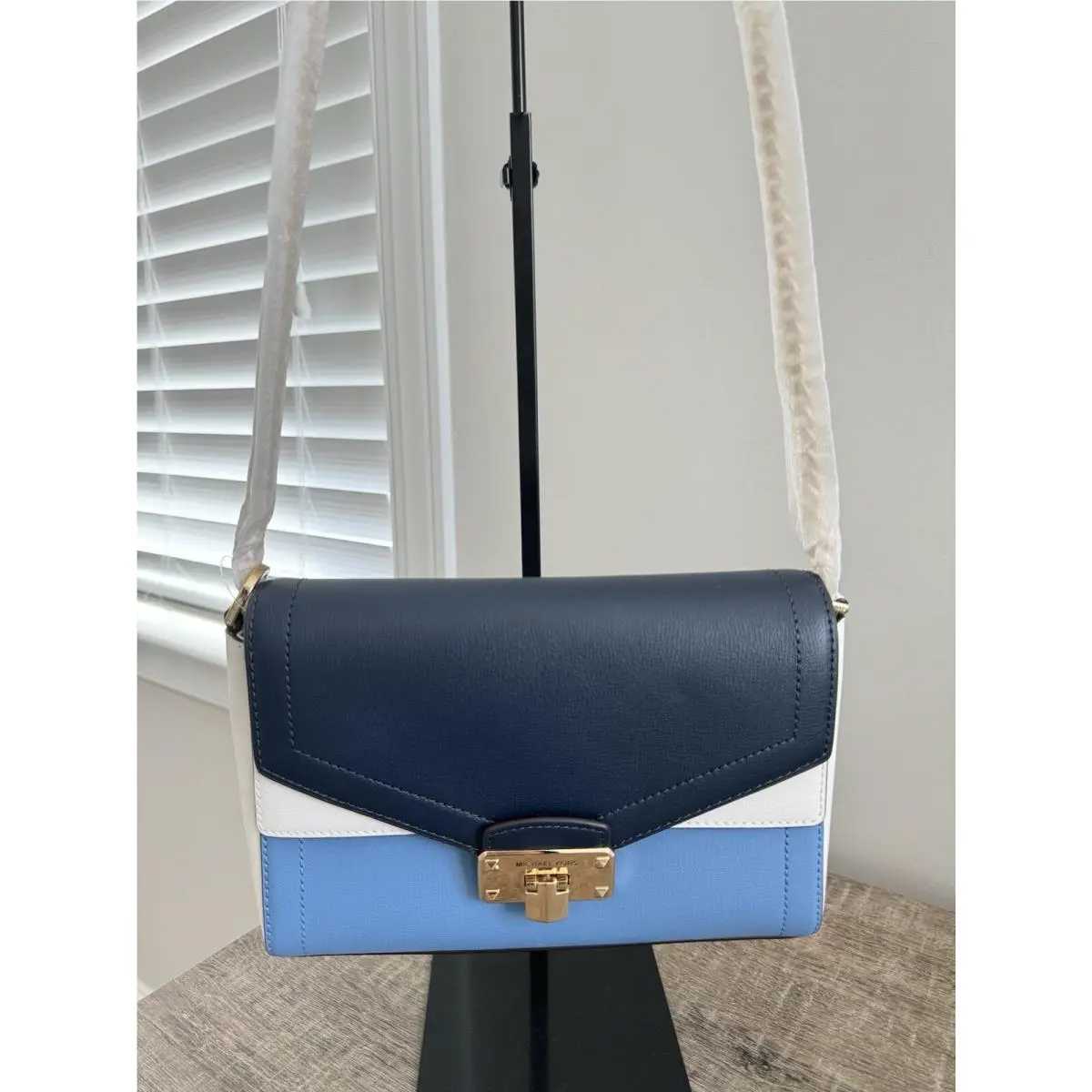 Michael Kors Kinsley Medium Shoulder Flap Leather French Blue Multi