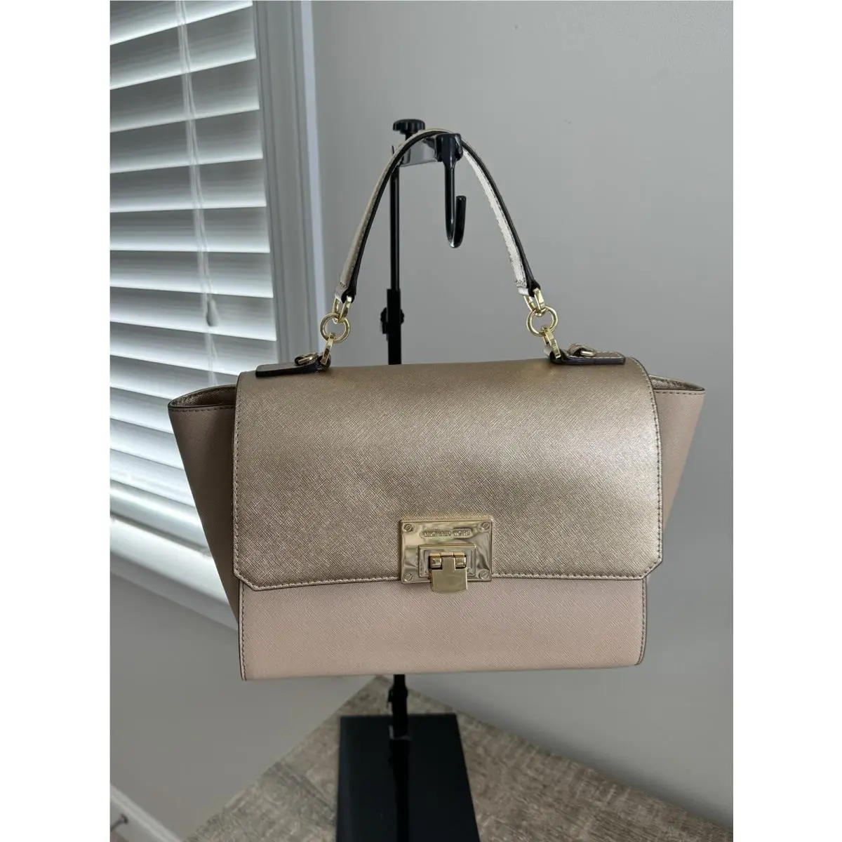 Michael Kors Tina Medium Bisque/pgold Leather Satchel Shoulder Bag