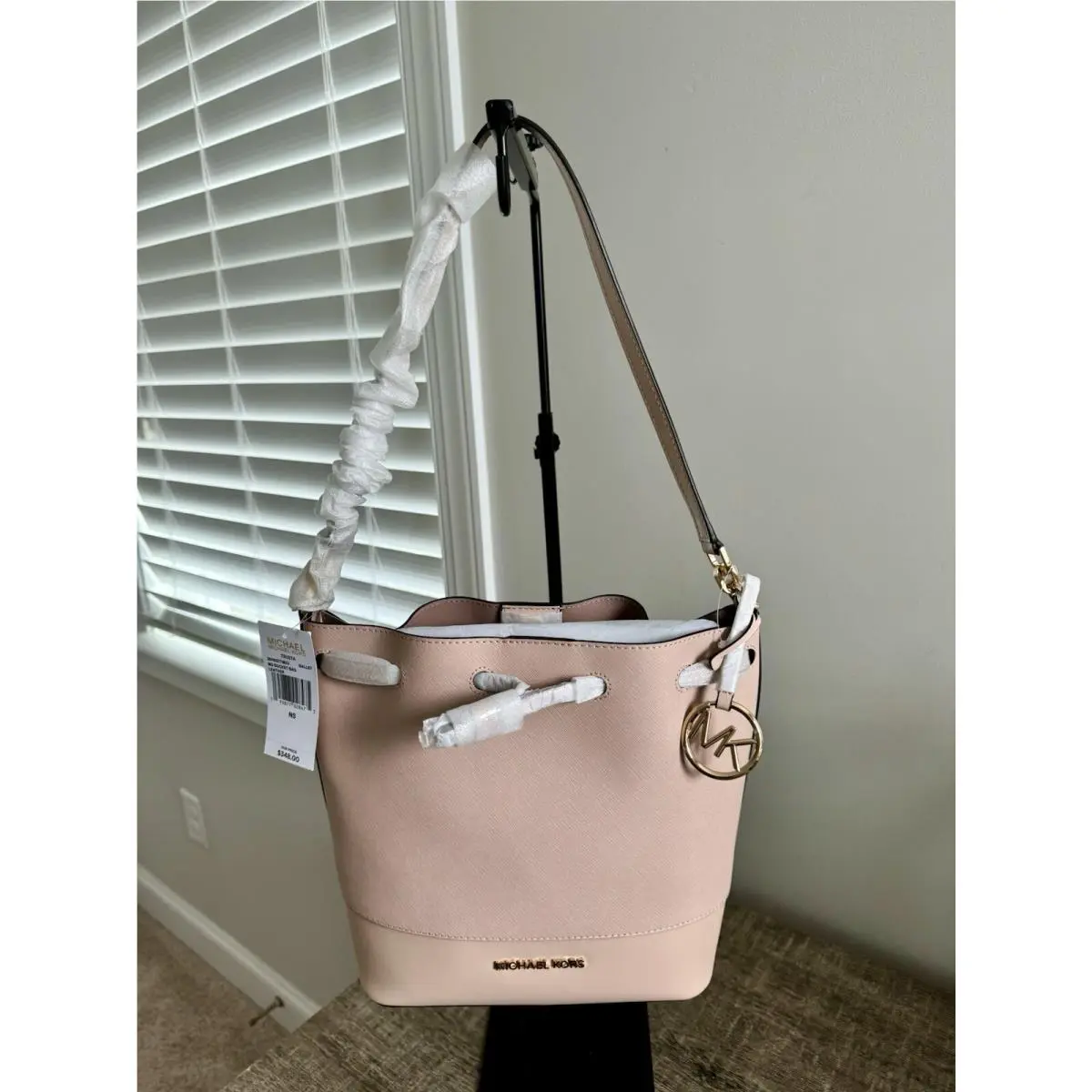 Michael Kors Trista MD Bucket Bag Messenger Leather In Ballet