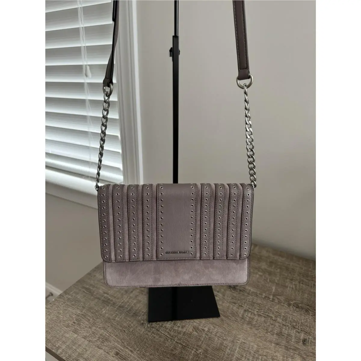 Michael Kors Brooklyn Grommet Large Crossbody Leather Bag Cindy