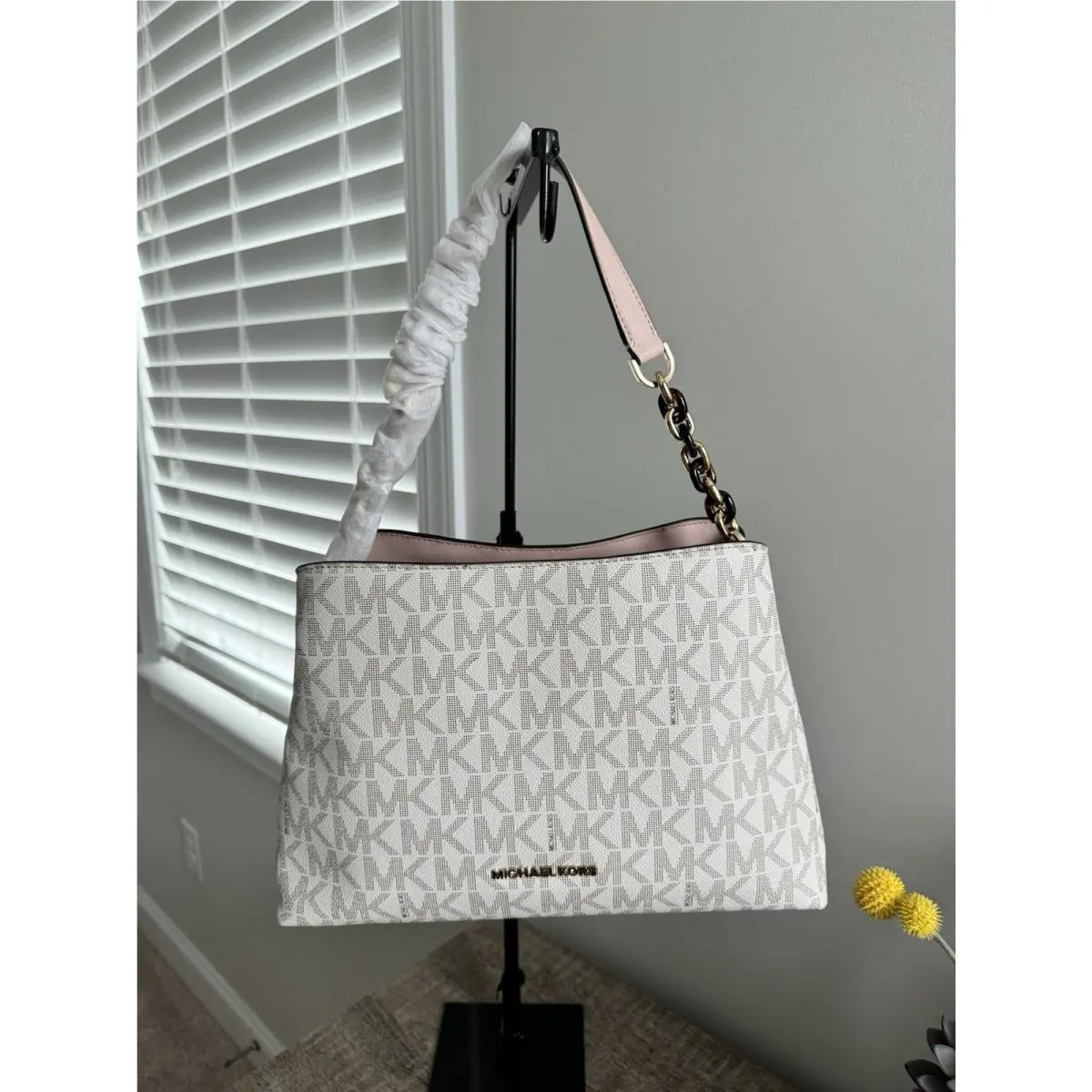 Michael Kors Portia Large Satchel Crossbody Bag Saffiano Leather Vanil/ballet
