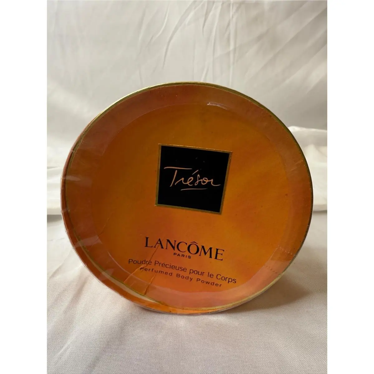Lancome Tresor Perfumed Body Powder 3.25 oz Item
