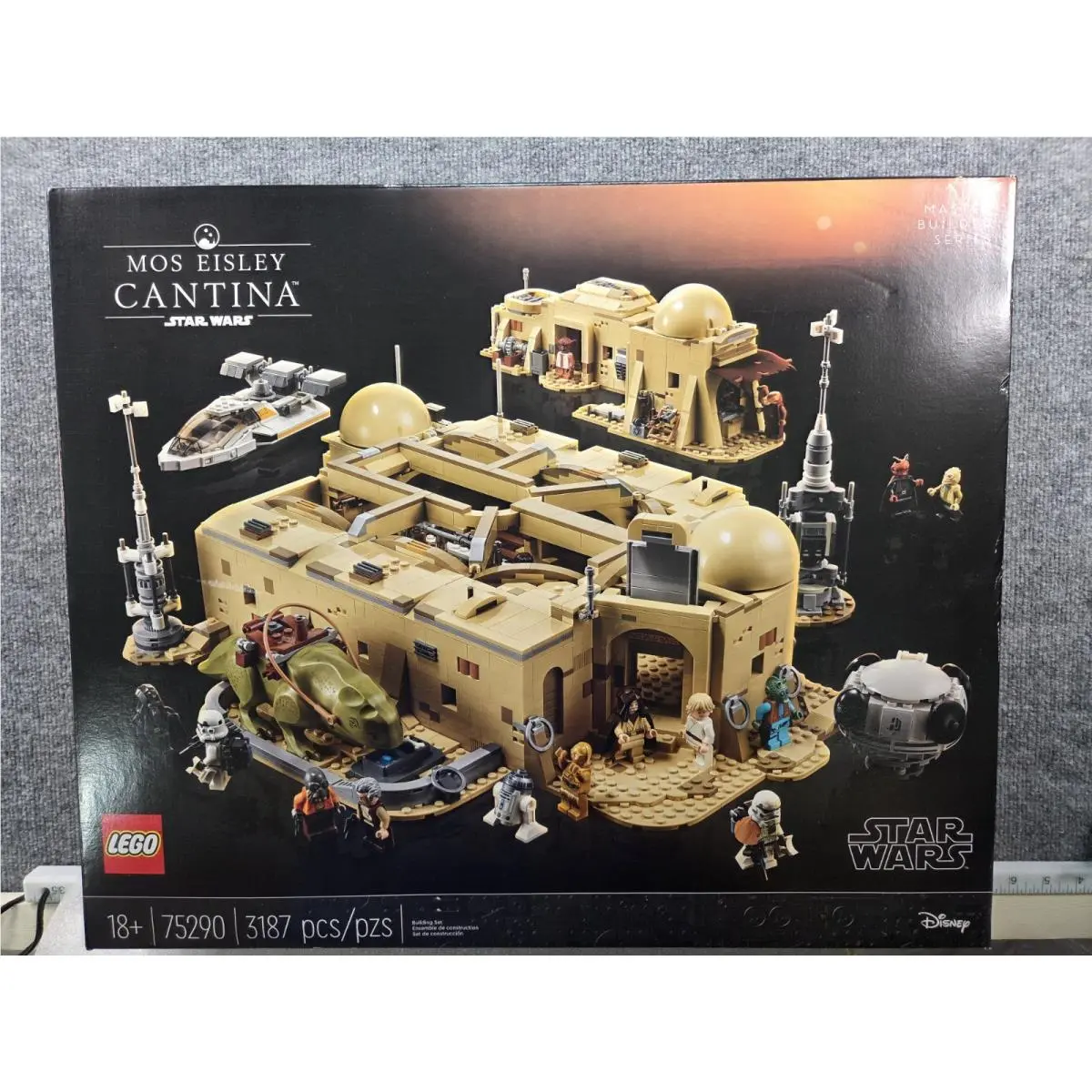 Lego Star Wars Mos Eisley Cantina 75290 Retired Master Builder Box