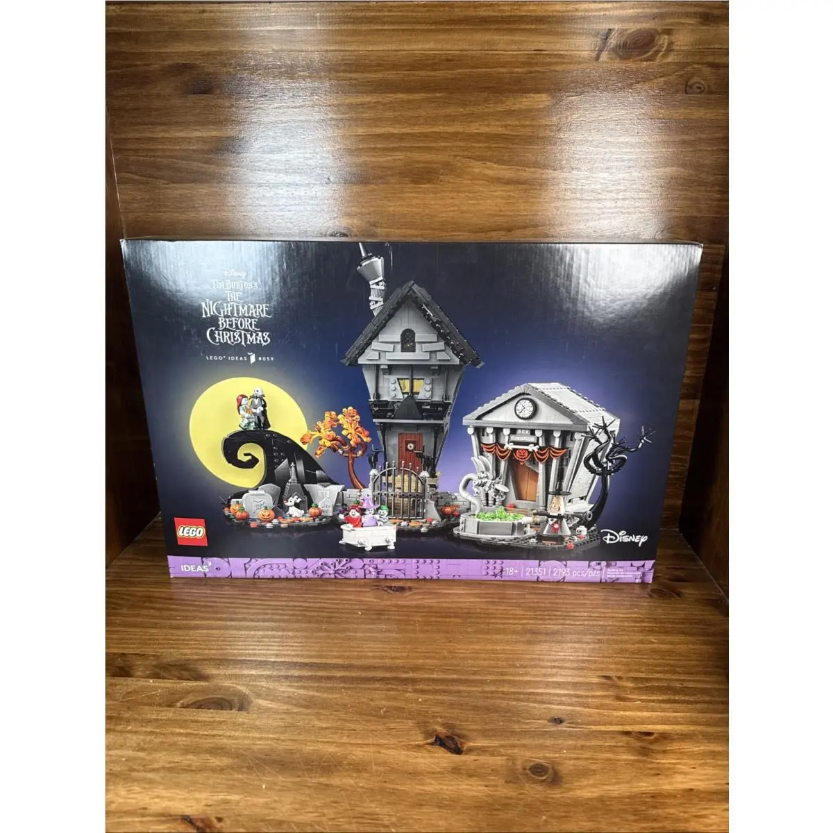 Lego Ideas: Disney Tim Burton`s The Nightmare Before Christmas 21351