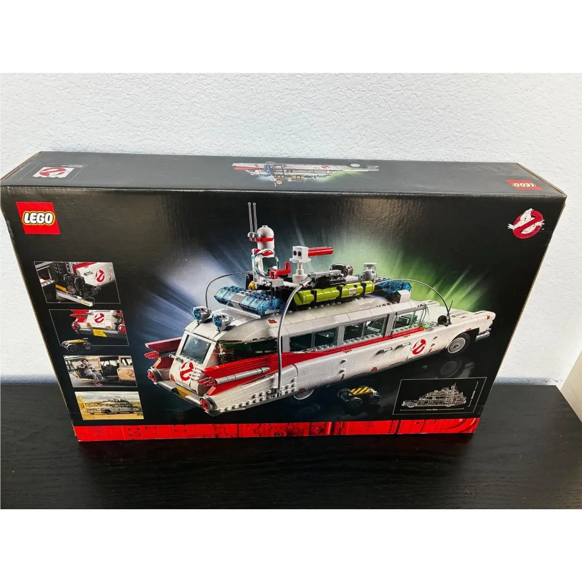 Lego Icons Ghostbusters™ ECTO-1 10274 Retired