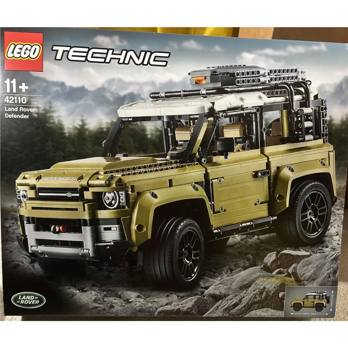 Lego 42110 Technic Model Off-road Land Rover Defender Set