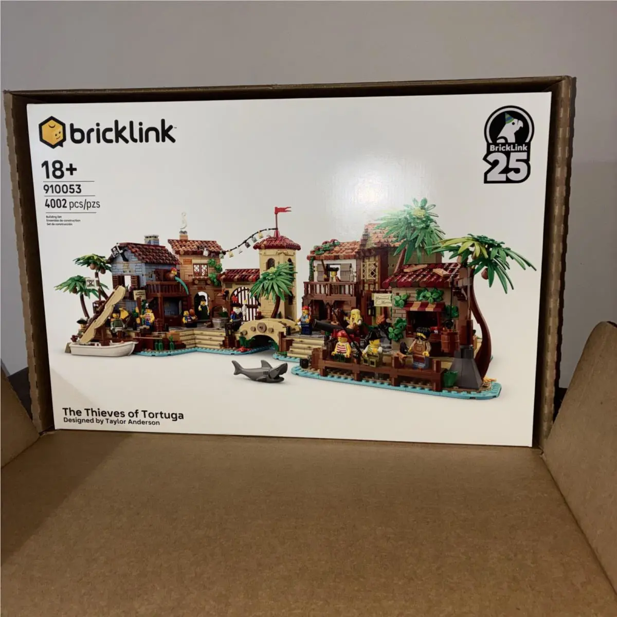 Lego Bricklink Designer Series 5 910053 Thieves of Tortuga In Shipper Case
