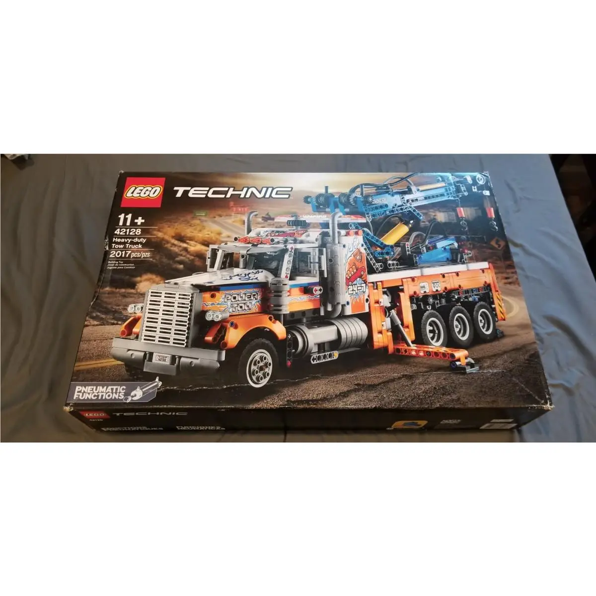 Lego Technic 42128 Heavy Duty Tow Truck