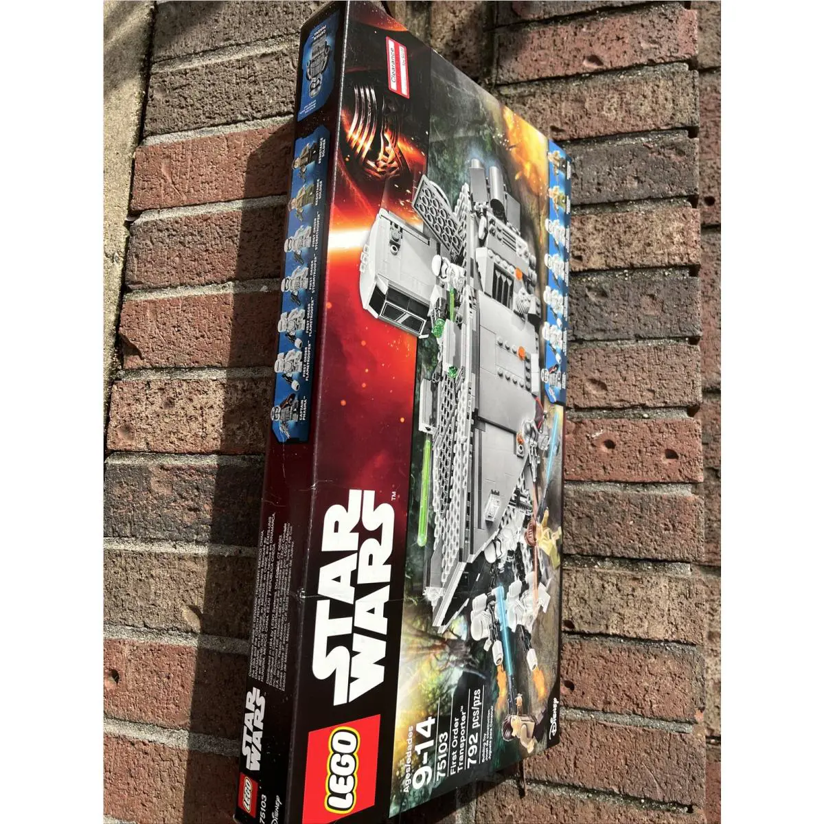 Lego 75103 Star Wars First Order Transporter Disney Box Creases Dent